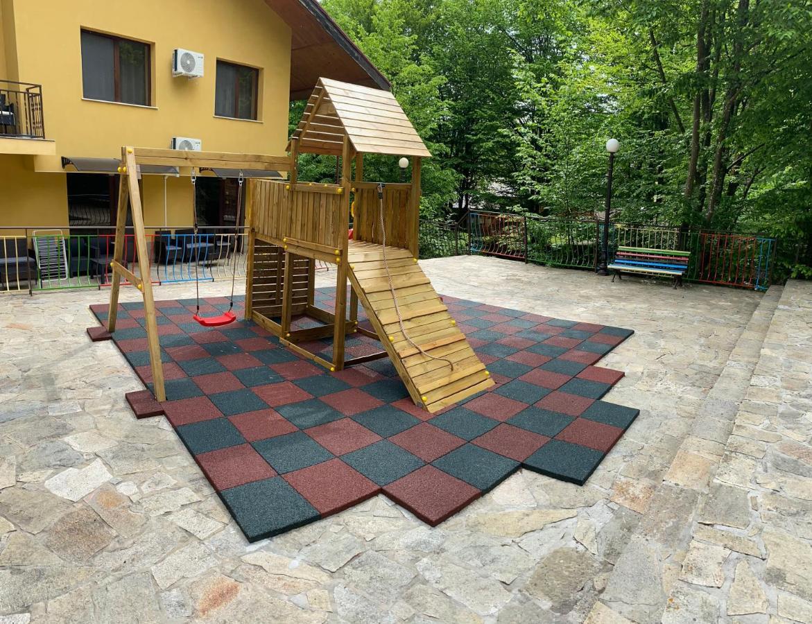 Balkan Hotel Chiflik Exterior photo